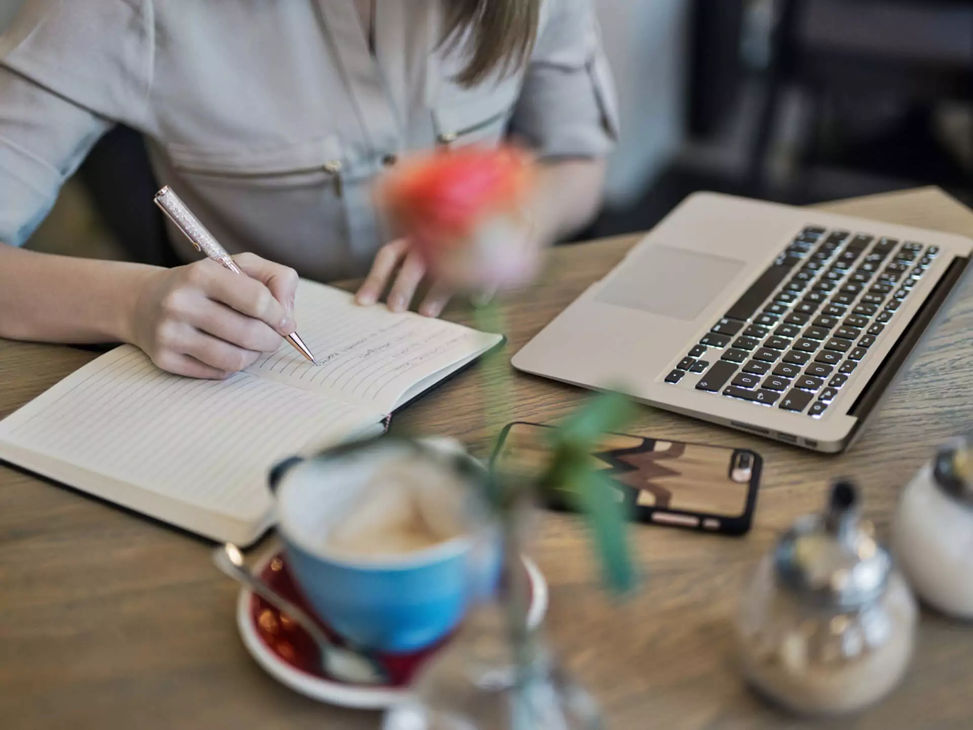 Guide to Finding the Best Professional Content Writers For Your Business