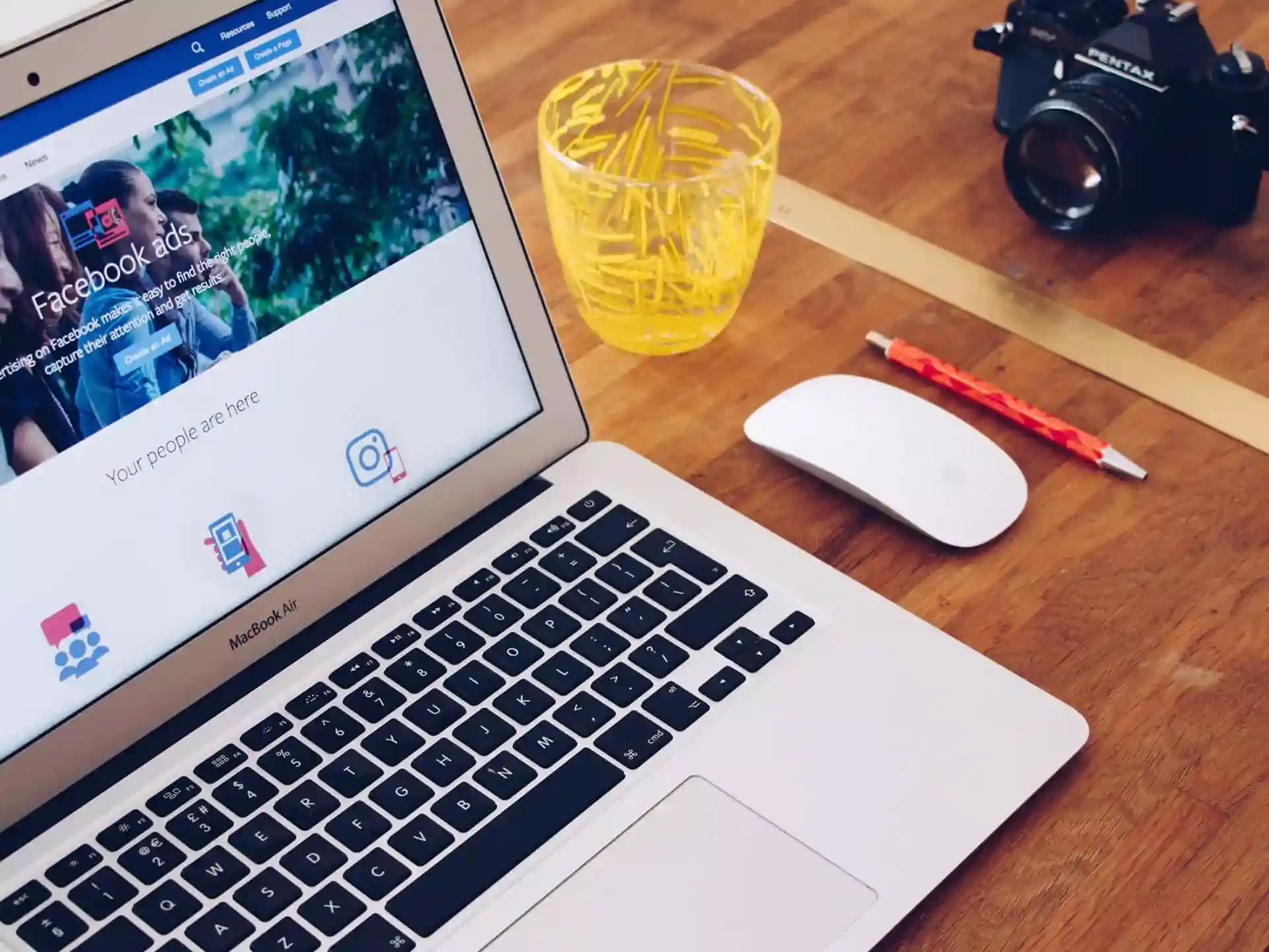Defining the Features of Great Ad Copywriting and How It Helps Your Business