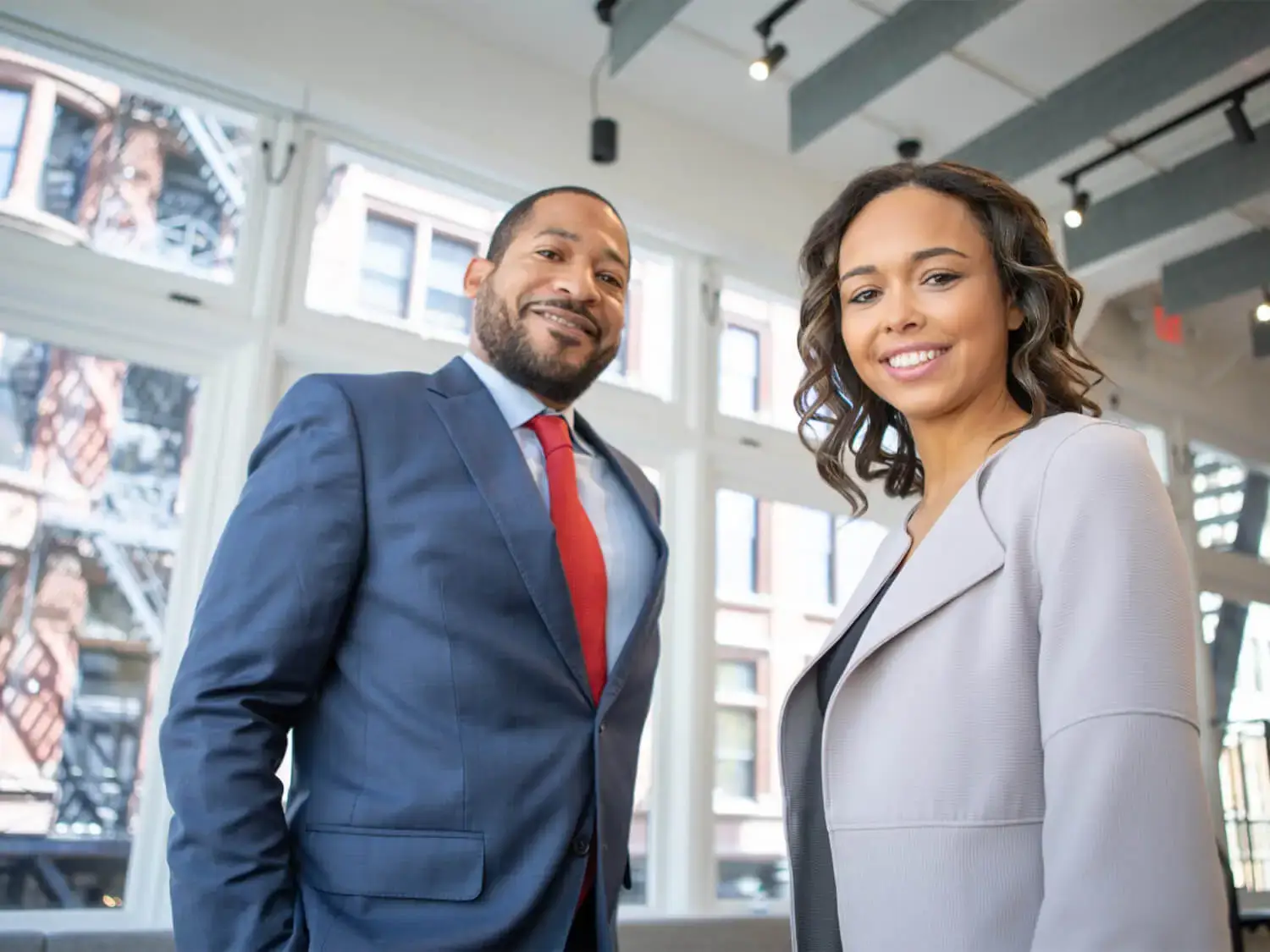 3 Important Things You Need to Know Before Hiring Expert Financial Content Writers