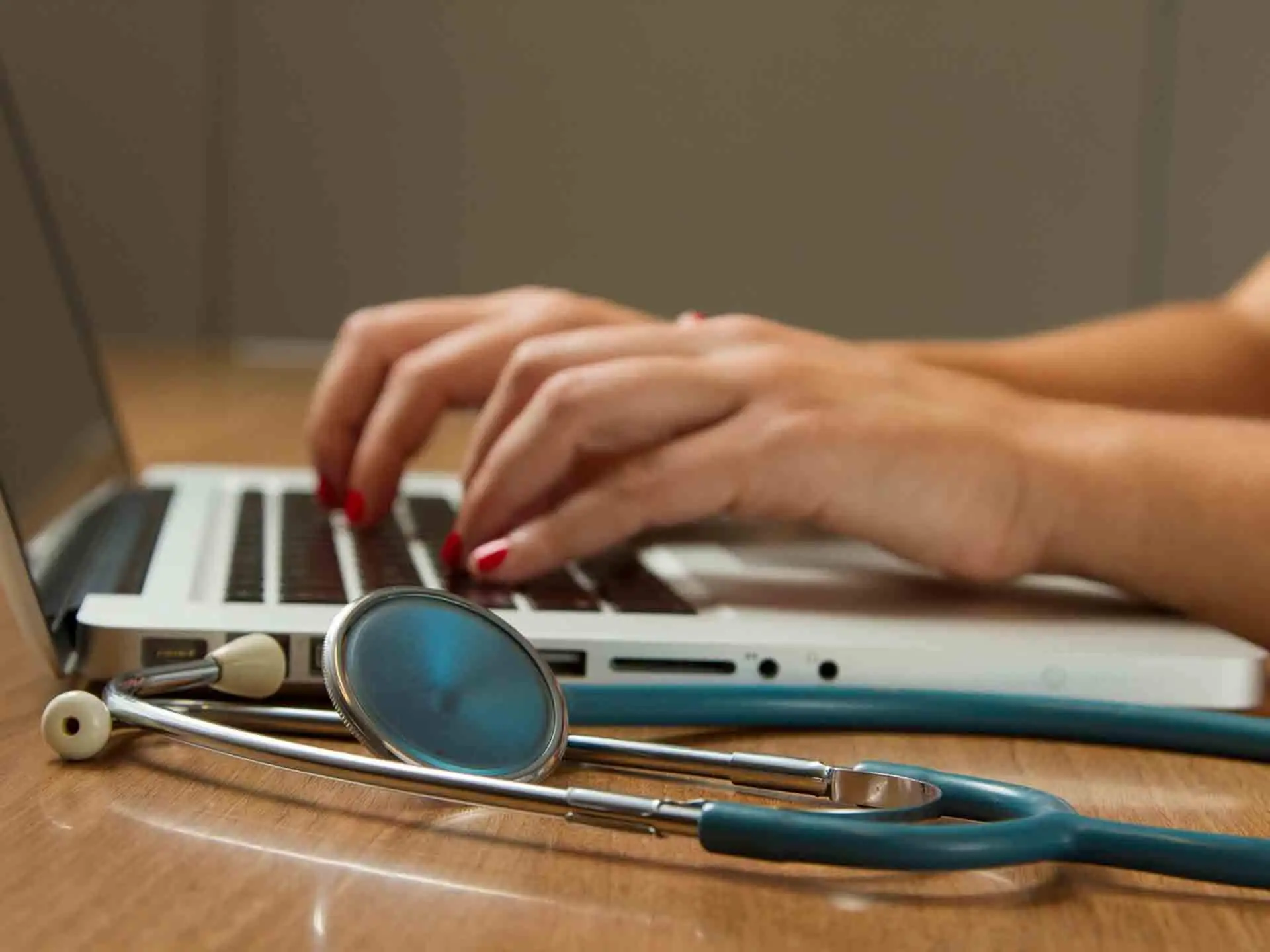 Guide to Building a Strong Healthcare Brand with Targeted Content Marketing Strategies